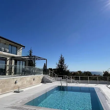 ヴィラ Villa Balchik バルチク